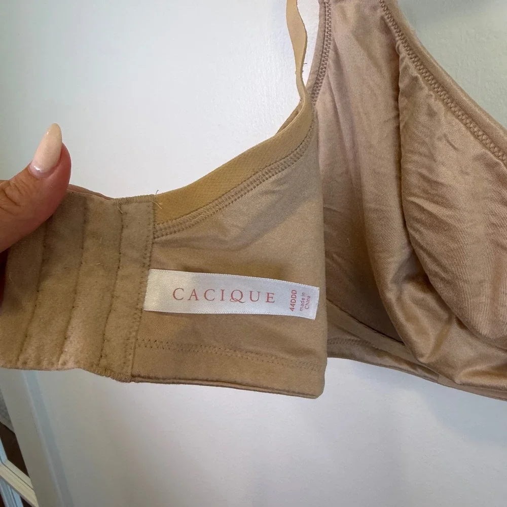 Cacique Women Tan Nude Unlined Full Coverage Underwire Bra 44DDD Adjustable